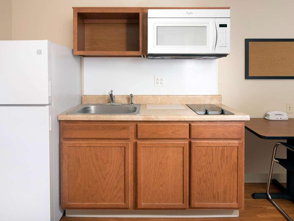 Extended Stay America Select Suites - Kansas City - South - I-49 Ruang foto