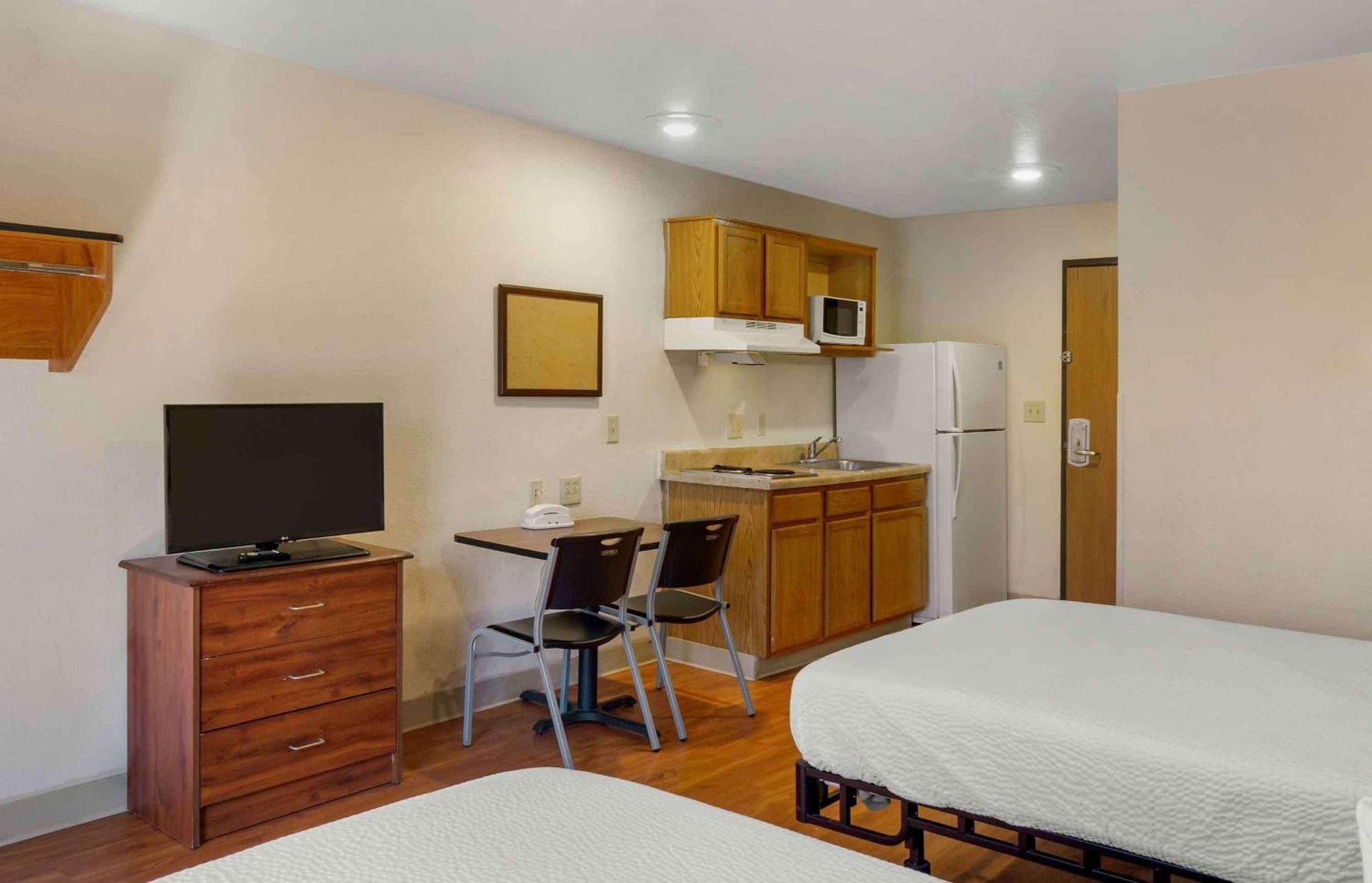 Extended Stay America Select Suites - Kansas City - South - I-49 Bagian luar foto