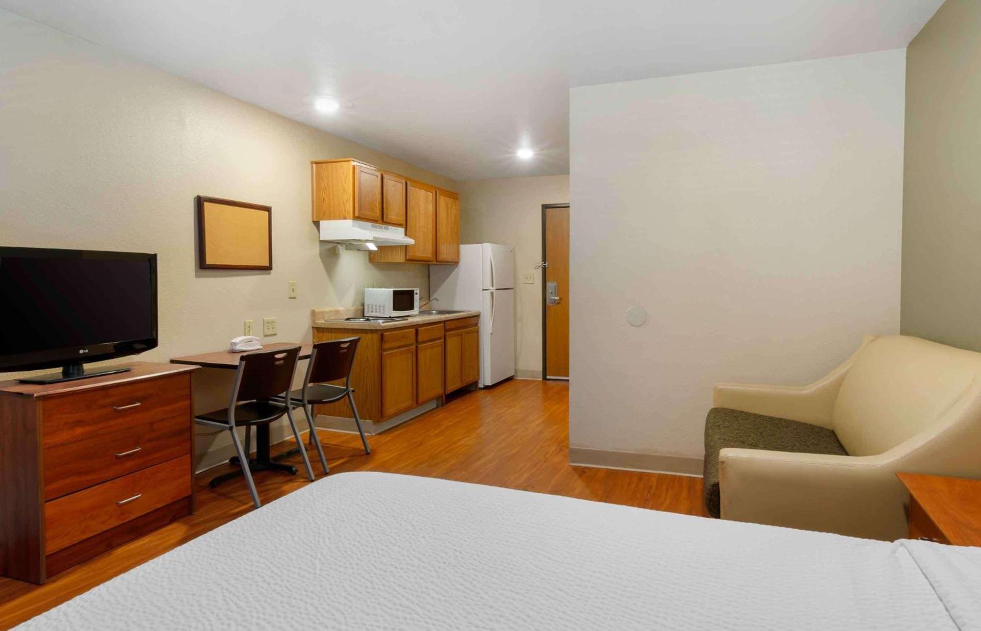 Extended Stay America Select Suites - Kansas City - South - I-49 Bagian luar foto