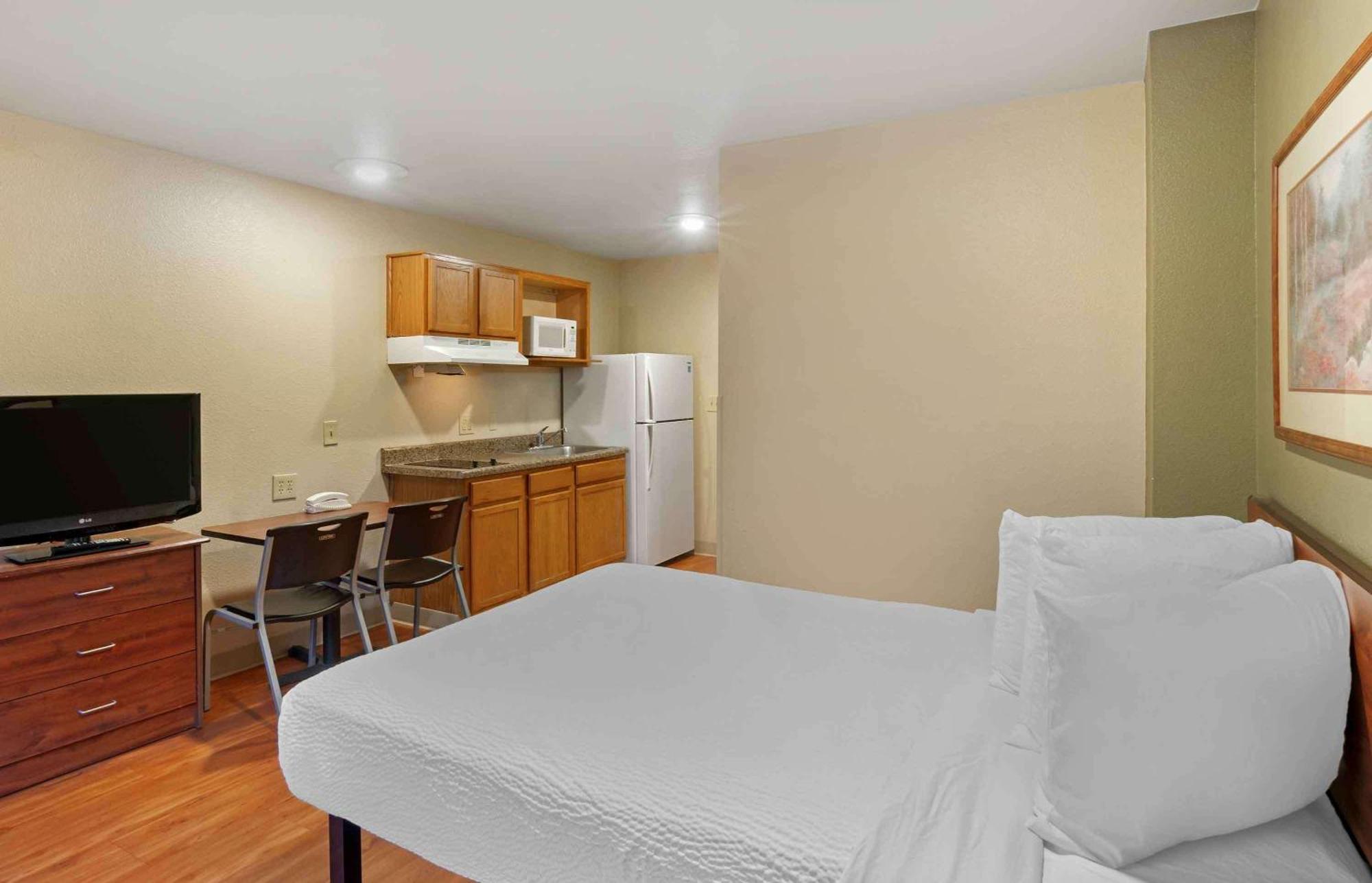 Extended Stay America Select Suites - Kansas City - South - I-49 Bagian luar foto