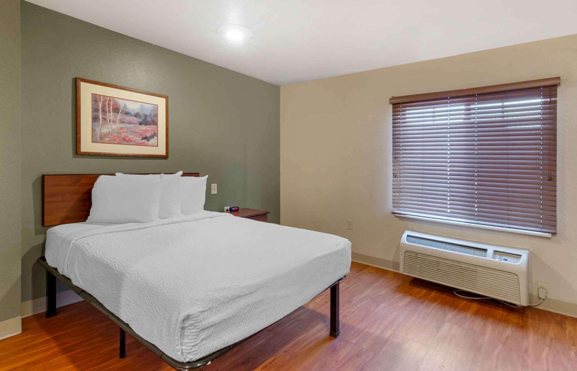 Extended Stay America Select Suites - Kansas City - South - I-49 Bagian luar foto